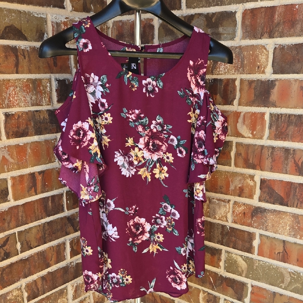 Iz Byer Burgundy Floral Blouse